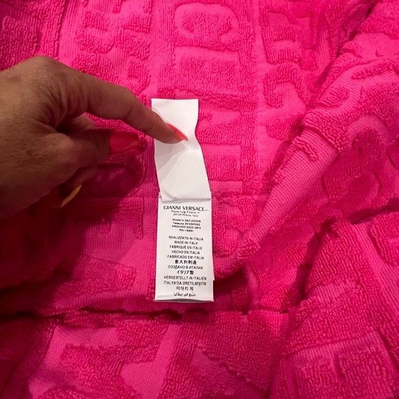 Authentic VERSACE BATHROBE ❤️❤️ - Picture 5 of 7